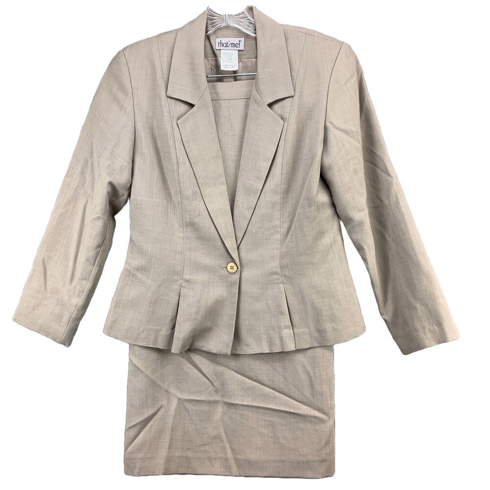 That’s Me Womens 2 Pc Suit Blazer Skirt Beige Size 7/8 Long Sleeve Elastic Waist